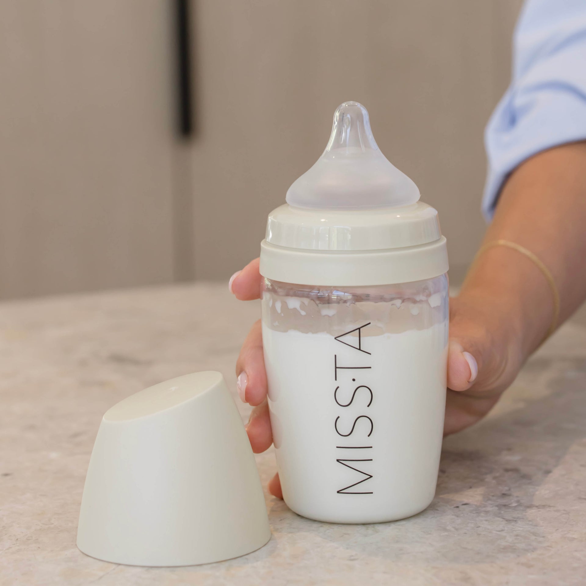 Baby Bottle - Missta